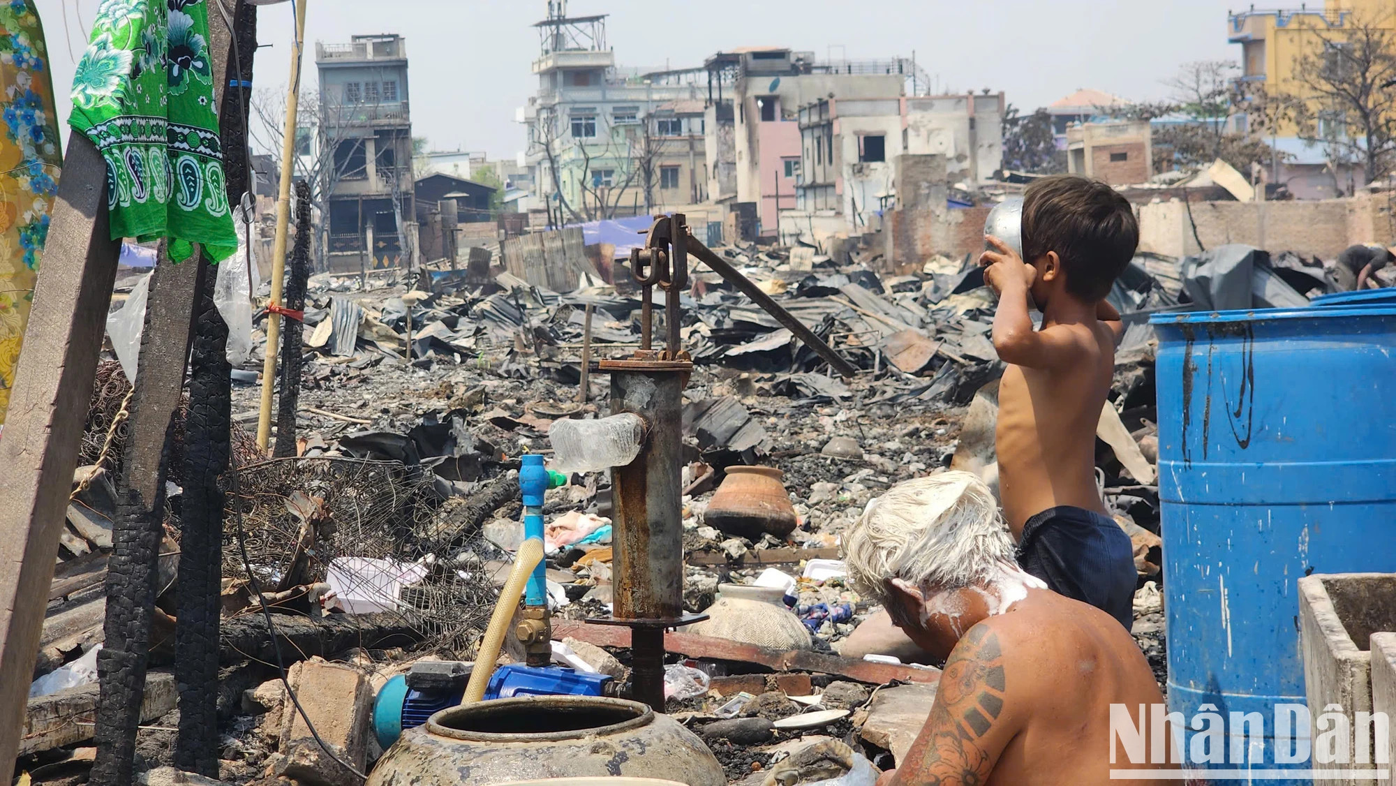 La capitale du Myanmar dévastée après un grand séisme 