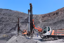 Exploitation du charbon à la mine de Khanh Hoa, dans la province de Thai Nguyen. Photo : Vneconomy.