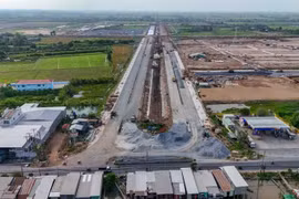 L’accès à la zone industrielle VSIP de Can Tho à l’intersection avec la Route nationale 80. Photo : VNA.