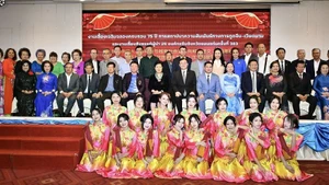 Cérémonie de célébration du 75ᵉ anniversaire des relations diplomatiques Vietnam–Chine à Khon Kaen, en Thaïlande. Photo : baoquocte