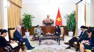 Lors de l’entretien, la vice-ministre Le Thi Thu Hang a salué la fréquence et la qualité des échanges de haut niveau entre les deux pays au cours de la période récente.