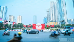 [EN IMAGES] Hanoï parée de couleurs éclatantes pour le XIVᵉ Congrès du Parti