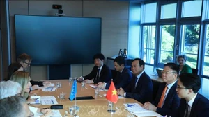 Le vice-Premier ministre Le Thanh Long travaille avec l’Organisation météorologique mondiale (OMM). Photo : VNA. 
