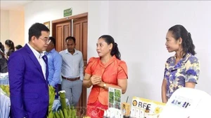 Des produits présentés lors du séminaire. Photo : VNA. 