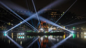 Le programme de mise en lumière artistique est accessible librement à la population et aux touristes, tous les soirs, du 24 décembre 2025 au 4 janvier 2026.