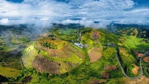 Nam Kar (Lam Dong) — Un volcan « jeune » au cœur des Hauts Plateaux du Centre