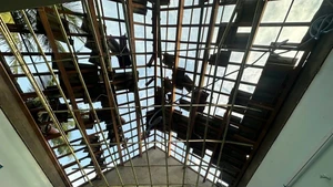 Le typhon Kalmaegi dévaste la province de Dak Lak : maisons arrachées, bateaux broyés