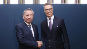 Le secrétaire général et Président de la République, To Lam, rencontre le Président finlandais Alexander Stubb le 24 septembre 2024. Photo : VNA
