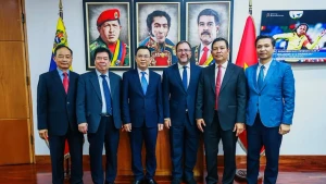 Renforcement de la solidarité et de l'amitié entre les peuples vietnamien et vénézuélien