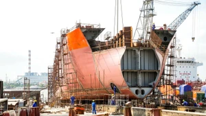 La construction navale du Vietnam nourrie par l’ambition de conquérir les grands horizons maritimes.