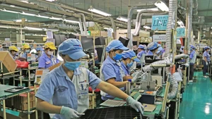 Les flux d’IDE vers le Vietnam atteignent 18,4 milliards de dollars en cinq mois