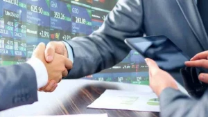 En avril 2025, les investisseurs individuels vietnamiens ont ouvert 193.948 nouveaux comptes de trading boursier Photo illustrative : VOV.