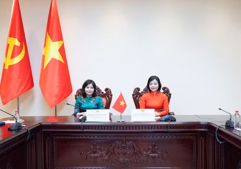 La délégation vietnamienne à la 5e réunion du Comité de coordination des femmes parlementaires de l’AIPA (WAIPA). Photo : Portail d'information électronique de l'Assemblée nationale 