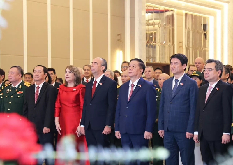 Les délégués des deux pays à la cérémonie. Photo: baoquocte 