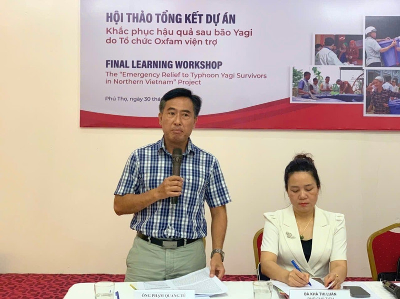 M. Pham Quang Tu, directeur adjoint national d’Oxfam au Vietnam, prend la parole lors de l’atelier. Photo : Oxfam.