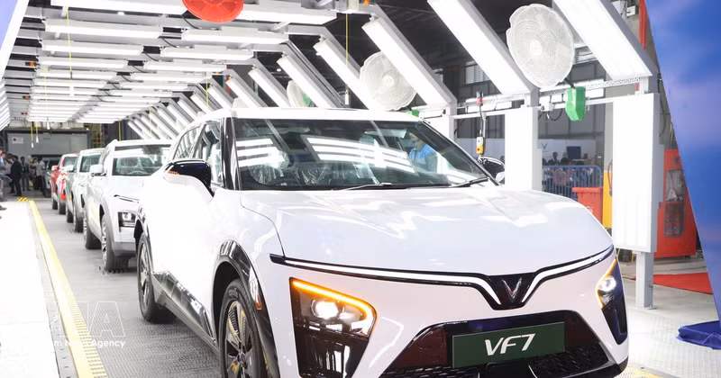 Les modèles de voitures électriques produits dans l’usine VinFast en Inde. Photo: VNA 