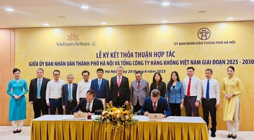 Hanoï et Vietnam Airlines s’allient pour stimuler le tourisme de la capitale. Photo : NDEL.