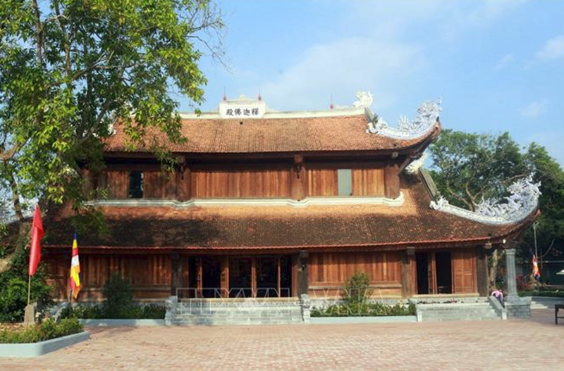 La pagode de Quynh Lam se situe dans la région montagneuse de Dong Trieu (province de Quang Ninh).