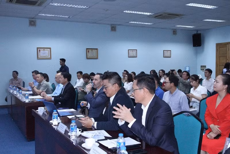 xuc-tien-thuong-mai1.jpg