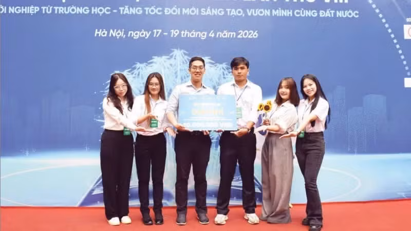 Des étudiants de l'Université nationale de Hô Chi Minh-Ville ont remporté des prix lors de l'édition 2026 du concours « Élèves et étudiants porteurs de projets entrepreneuriaux » (SV.STARTUP).