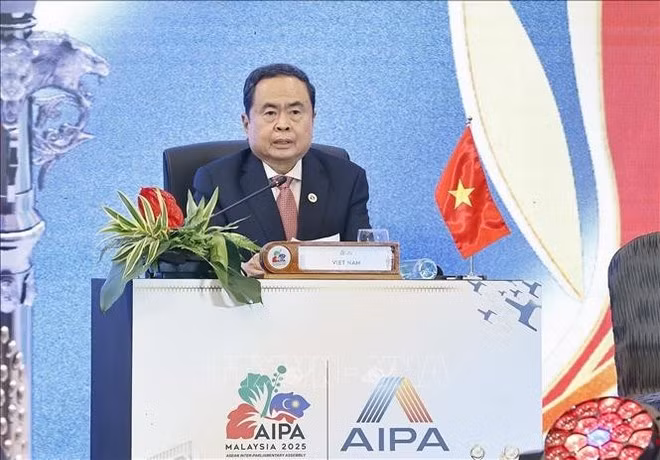 Le président de l’Assemblée nationale Tran Thanh Man prend la parole à la première séance plénière de la 46e Assemblée générale de l’Association interparlementaire de l’ASEAN (AIPA-46). Photo : VNA.