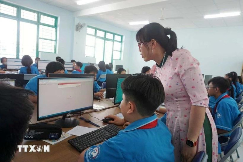 Hanoï vise 50 % des établissements scolaires appliquant l’IA d’ici 2030. Photo d’illustration : VNA 