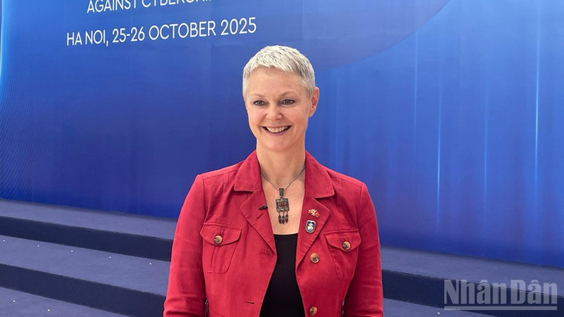 ’ambassadrice de Norvège au Vietnam, Hilde Solbakken.