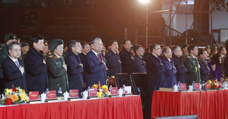 Le secrétaire général du Parti To Lam lors du programme. Photo : NDEL.