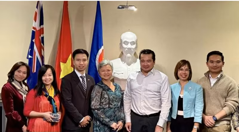 Cette rencontre intervient dans un contexte de développement soutenu des relations entre le Vietnam et l’Australie dans de nombreux domaines.
