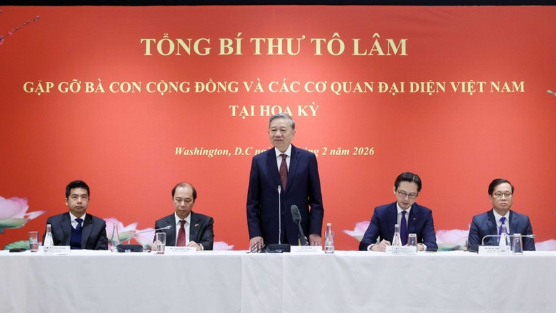 Le secrétaire général To Lam s'exprime lors de la rencontre. Photo : VNA. 
