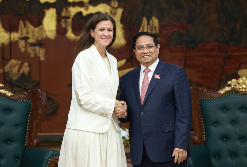 Le Premier ministre Pham Minh Chinh a reçu mardi matin 30 septembre María Victoria "Marí" Zingoni, directrice générale (PDG) des activités Power du groupe américain GE Vernova, en visite de travail au Vietnam. Photo : VNA. 