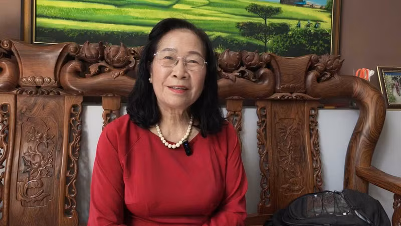 Docteure Huynh Thi Gam, enseignante de rang magistral et ancienne doyenne de la Faculté de l'Édification du Parti et de l'Idéologie Hô Chi Minh à l'Académie politique de la Région II. Photo: VOV