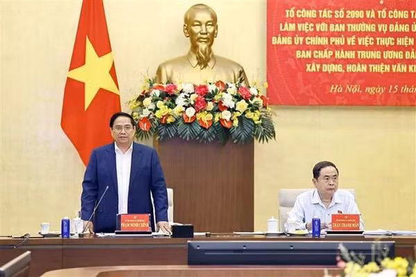 Le Premier ministre Pham Minh Chinh ló de lq réunion. Photo : VNA