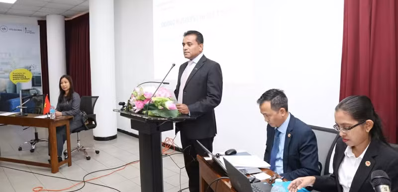 Le président du Conseil des affaires du Mékong, Nimal Ratnayake, prend la parole. Photo: baoquocte