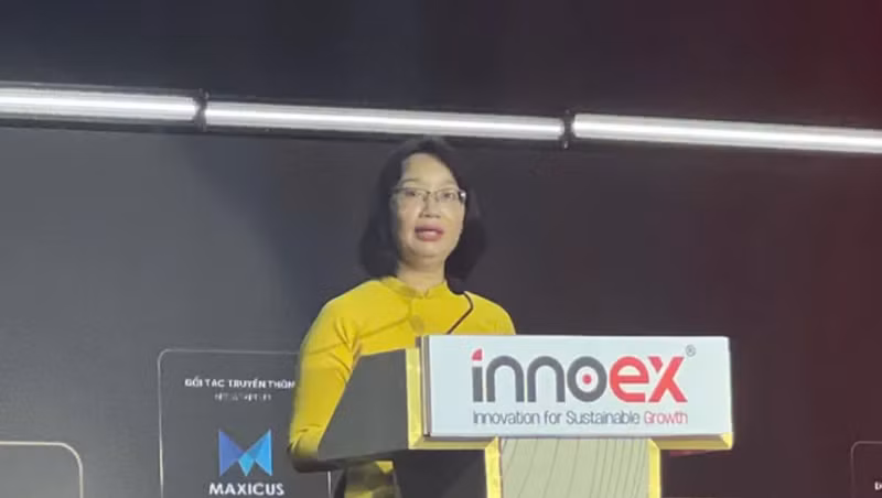 Tran Thi Dieu Thuy, vice-présidente du Comité populaire d'Hô Chi Minh-Ville, prend la parole. Photo: sggp