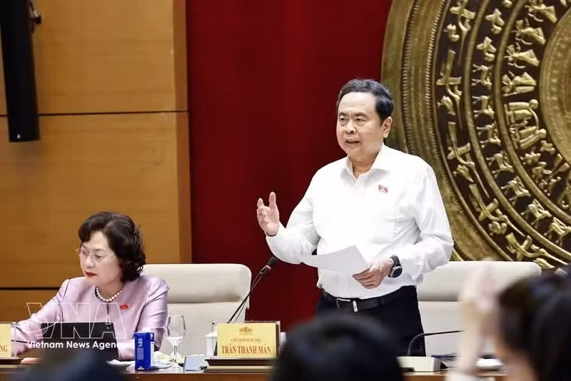 Le président de l’Assemblée nationale (AN), Tran Thanh Man, a demandé à la Commission des affaires économiques et financières de l’AN de renforcer son rôle de conseil et de proposition. Photo: VNA