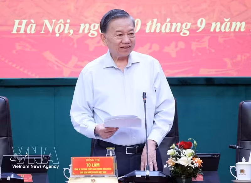 Le secrétaire général du Parti et président de la République, Tô Lâm, s'exprime lors de la conférence du Comité central du Parti pour la Sécurité publique, à Hanoi, le 30 septembre. Photo : VNA.