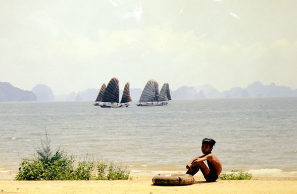 Le Vietnam il y a 30 ans dans l'objectif d'un photographe français ảnh 10
