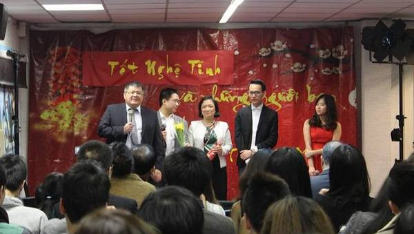 Les compatriotes de Nghê Tinh en France fêtent le Têt du Singe ảnh 3