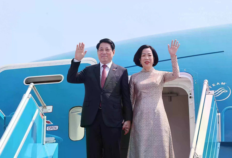 Le président de la République, Luong Cuong et son épouse. Photo: VNA
