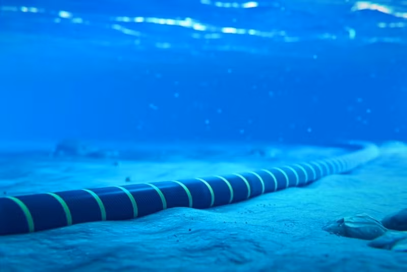 Malgré un incident survenu sur le câble sous-marin AAE1 durant le Nouvel An lunaire, la connexion Internet au Vietnam est restée stable. Photo : bnews.vn