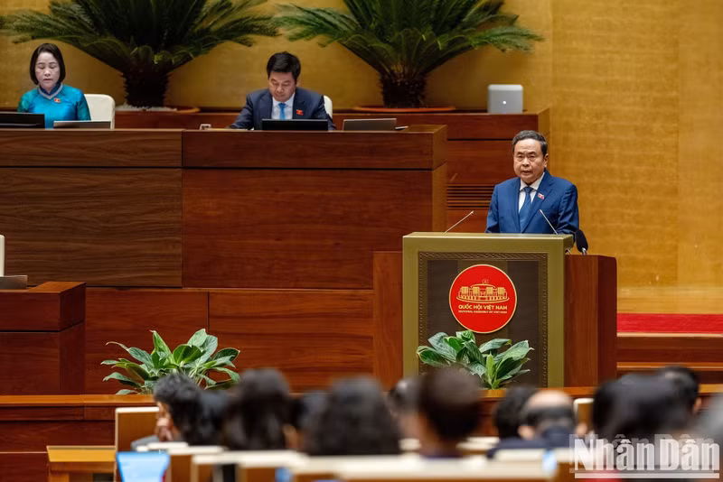 Le président de l’Assemblée nationale Tran Thanh Man s'exprime lors de l'ouverture de la première session extraordinaire de la 16e législature. Photo : NDEL.