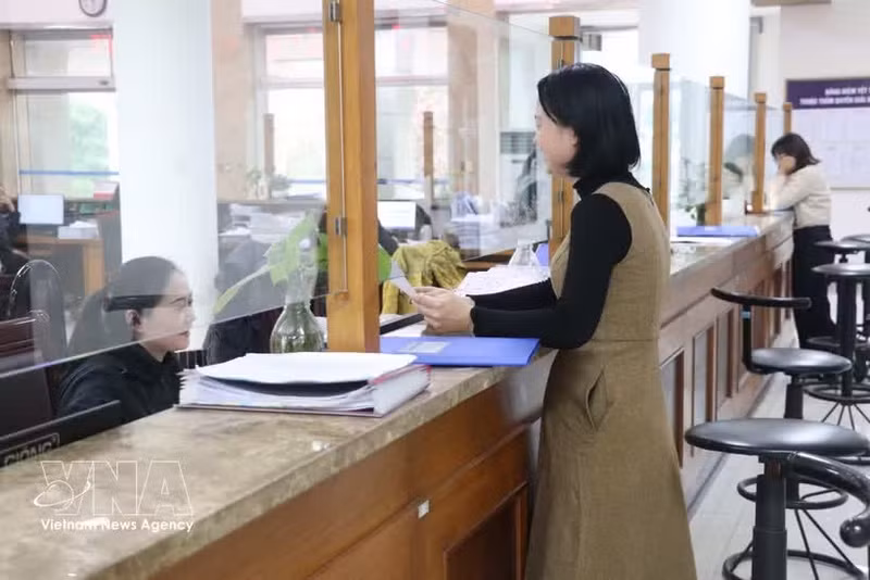 Les recettes budgétaires de l'État vietnamien ont atteint près de 1 341 000 milliards de dongs (50,9 milliards de dollars) au cours des cinq premiers mois de 2026. Photo : VNA.