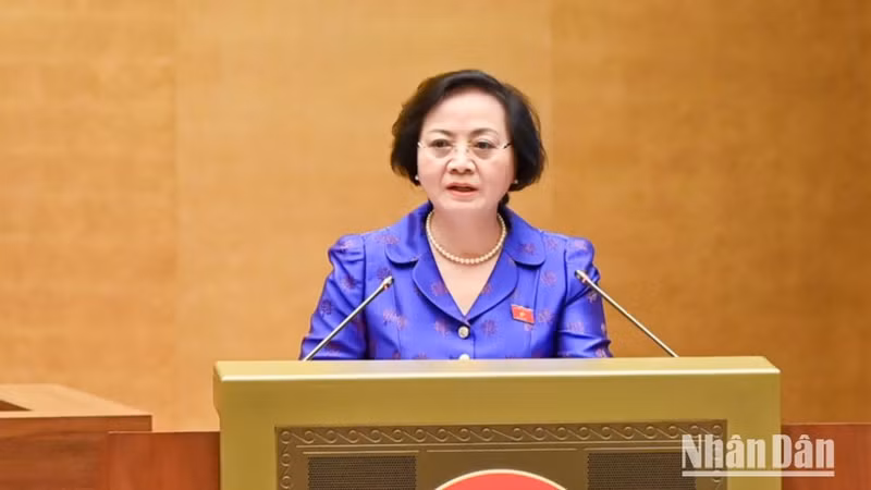 La ministre de l'Intérieur Pham Thi Thanh Tra prend la parole. Photo : VNA.
