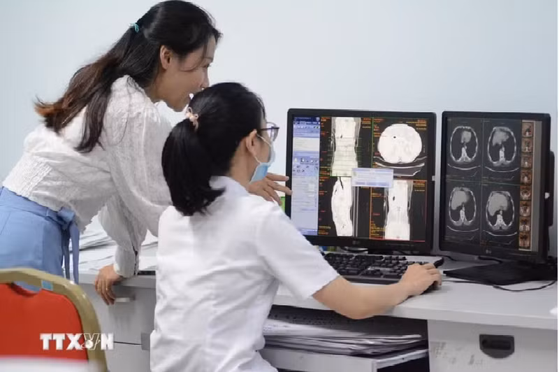 Images tomodensitométriques du patient. Photo fournie par l’Hôpital d’oncologie de Dà Nang.