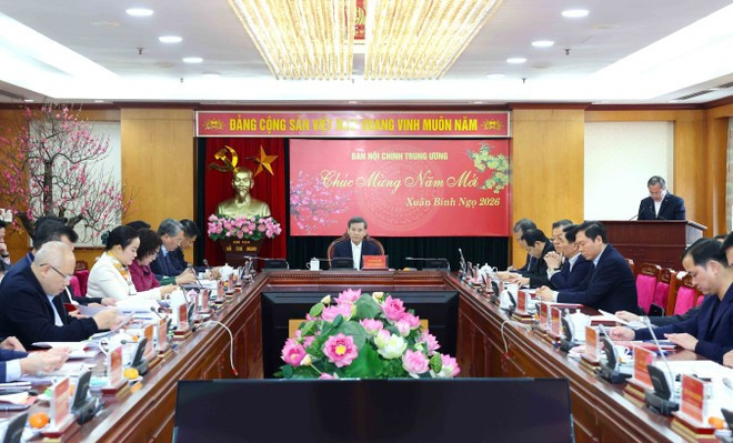 La réunion. Photo : VNA.