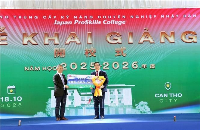 Le Collège japonais de compétences professionnelles (JPC) a officiellement inauguré sa première année universitaire, le 18 octobre, dans la ville de Can Tho. Photo : VNA.
