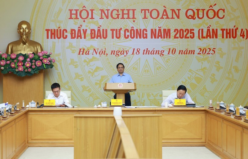 Le Premier ministre Pham Minh Chinh lors de la visioconférence. Photo : VNA.