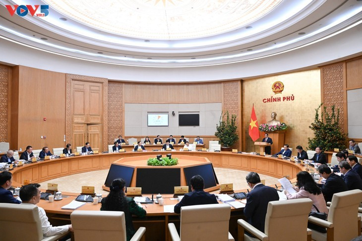 La réunion thématique du gouvernement du mois de février consacrée à l’élaboration des lois. Photo : VOV.