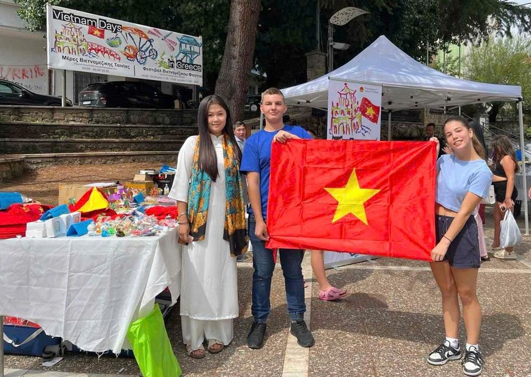 C’était la première fois que la Journée Vietnam-Grèce était organisé dans la ville d’Édessa, au nord de la Grèce. Photo : NDEL